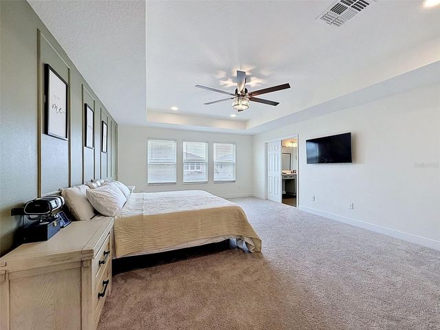 33163 SYCAMORE LEAF DRIVE, Wesley Chapel, FL 33545