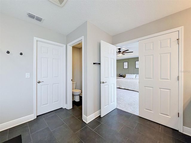 33163 SYCAMORE LEAF DRIVE, Wesley Chapel, FL 33545