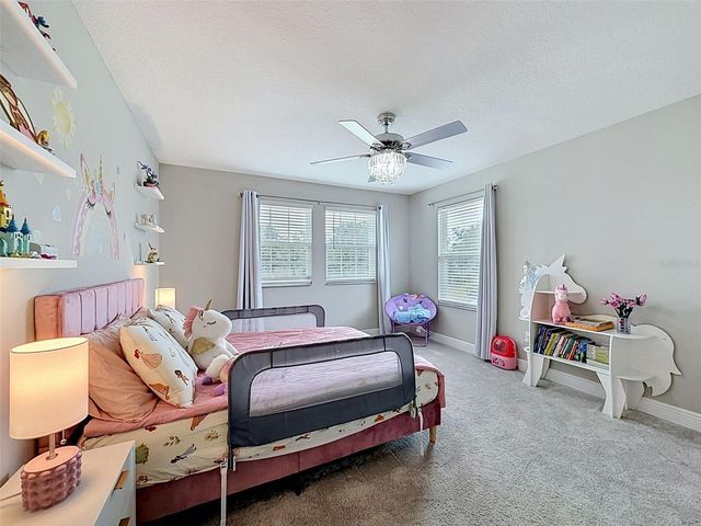33163 SYCAMORE LEAF DRIVE, Wesley Chapel, FL 33545