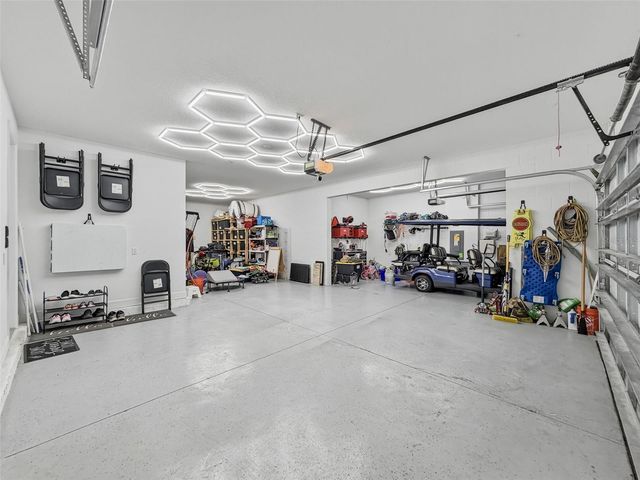 33163 SYCAMORE LEAF DRIVE, Wesley Chapel, FL 33545