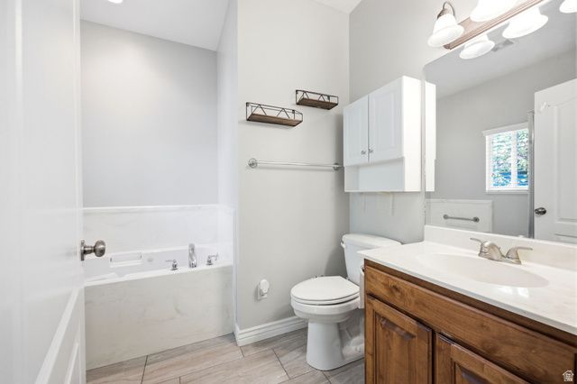 740 S CLEARWATER CT, Layton, UT 84041