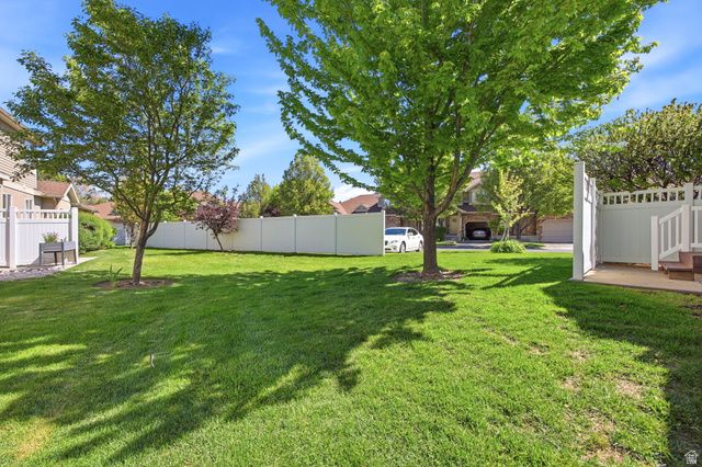 740 S CLEARWATER CT, Layton, UT 84041