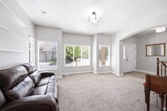 740 S CLEARWATER CT, Layton, UT 84041