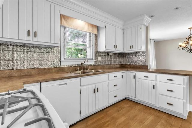 626 Solomon Temple Road, Unity Twp, PA 15650