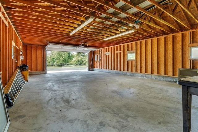 626 Solomon Temple Road, Unity Twp, PA 15650