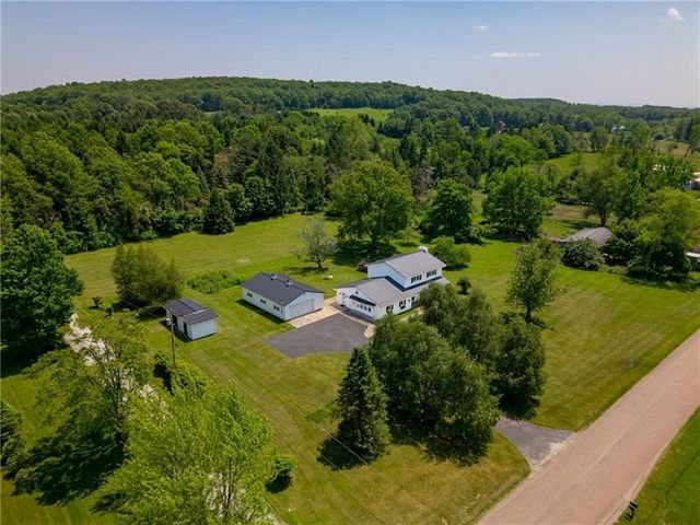 626 Solomon Temple Road, Unity Twp, PA 15650