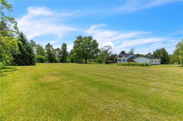 626 Solomon Temple Road, Unity Twp, PA 15650