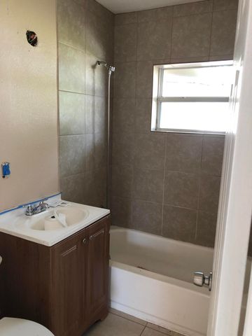 2188 Laden Road, Melbourne, FL 32935