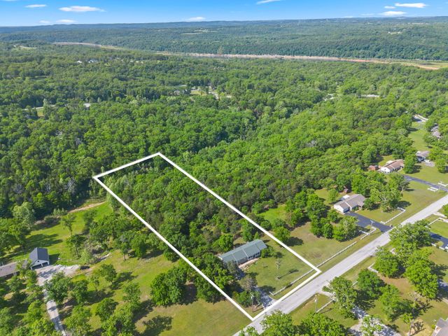 645 Lake Ranch Road, Kissee Mills, MO 65680
