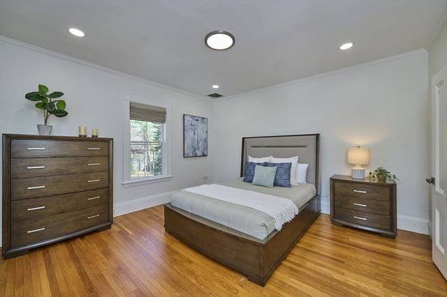 16 Harrison St, Newton, MA 02461