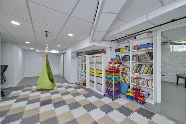 16 Harrison St, Newton, MA 02461