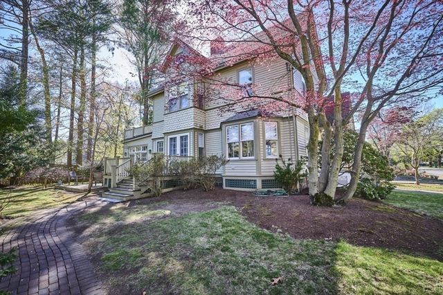 16 Harrison St, Newton, MA 02461
