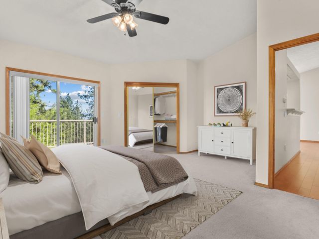 5202 N Hutton View Ln, Spokane, WA 99212