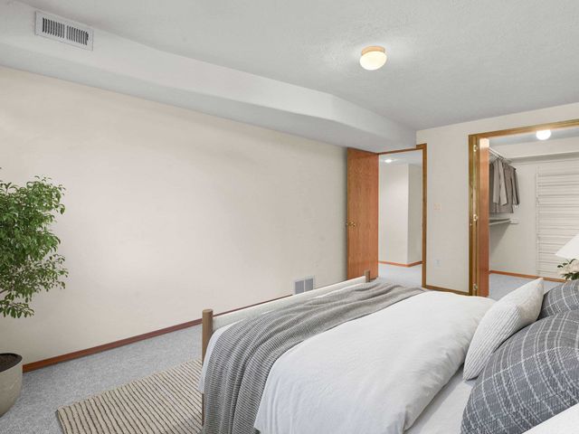 5202 N Hutton View Ln, Spokane, WA 99212
