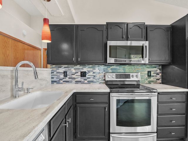 5202 N Hutton View Ln, Spokane, WA 99212