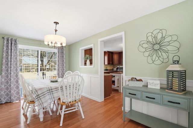 174 Columbus Dr, Fall River, MA 02720