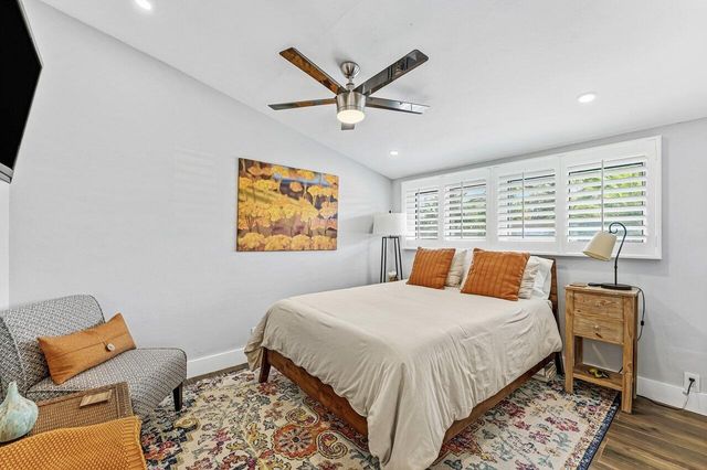 2625 NE 27th Way, Fort Lauderdale, FL 33306