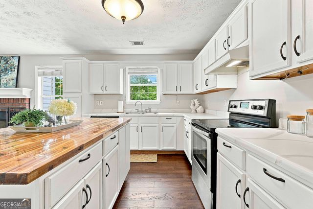 24 Buckthorne Drive, Newnan, GA 30265