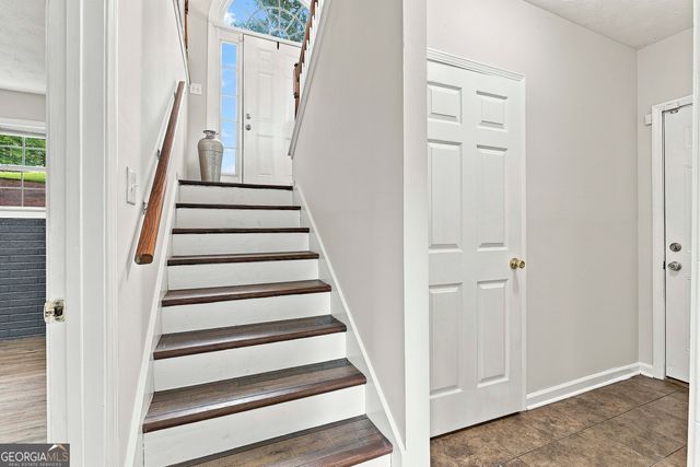 24 Buckthorne Drive, Newnan, GA 30265