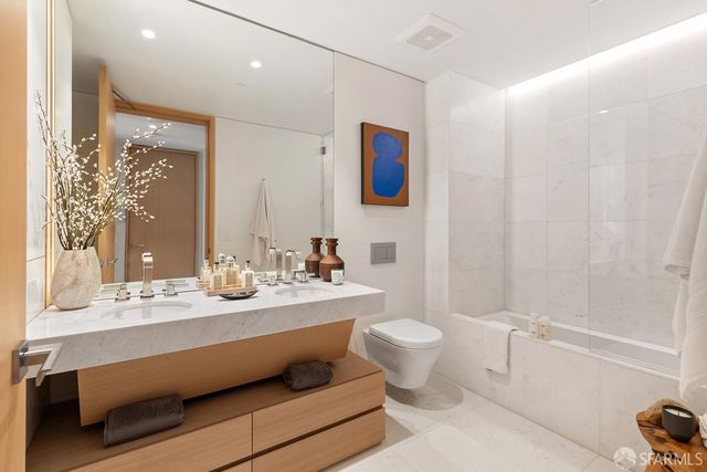 1 Steuart Lane 307, San Francisco, CA 94115