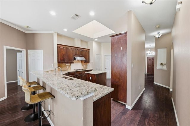3135 Guadaloupe, Grand Prairie, TX 75054