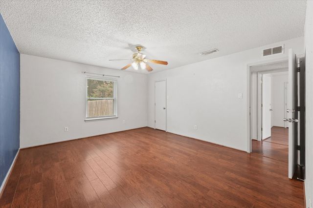 4212 Selina Court, Arlington, TX 76016