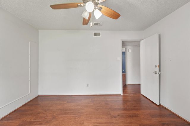 4212 Selina Court, Arlington, TX 76016
