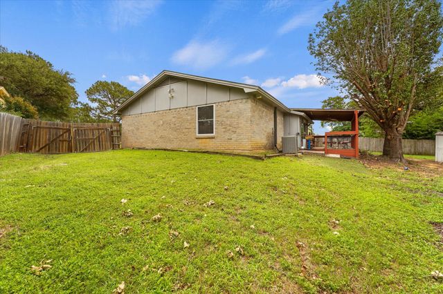 4212 Selina Court, Arlington, TX 76016