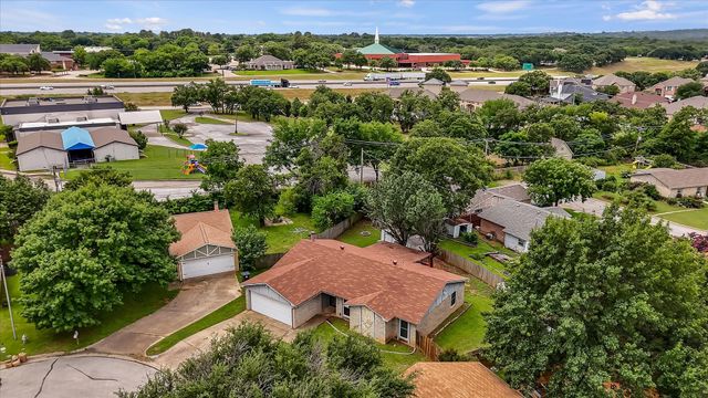 4212 Selina Court, Arlington, TX 76016