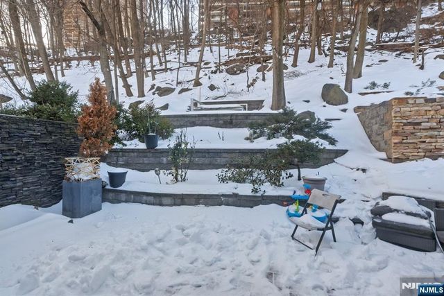 760 Undercliff B, Edgewater, NJ 07020