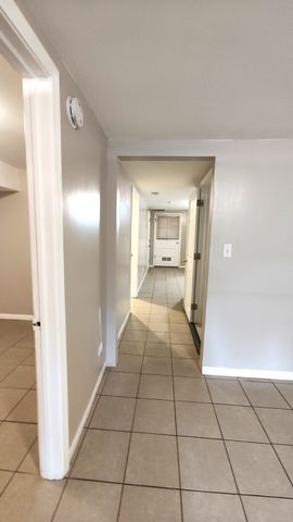 3643 S Hermitage Avenue B, Chicago, IL 60609