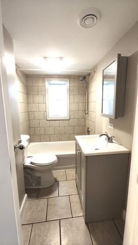 3643 S Hermitage Avenue B, Chicago, IL 60609