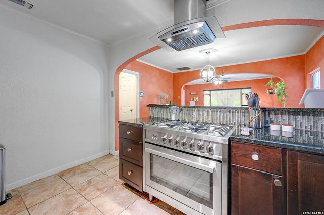 2231 W WOODLAWN AVE, San Antonio, TX 78201