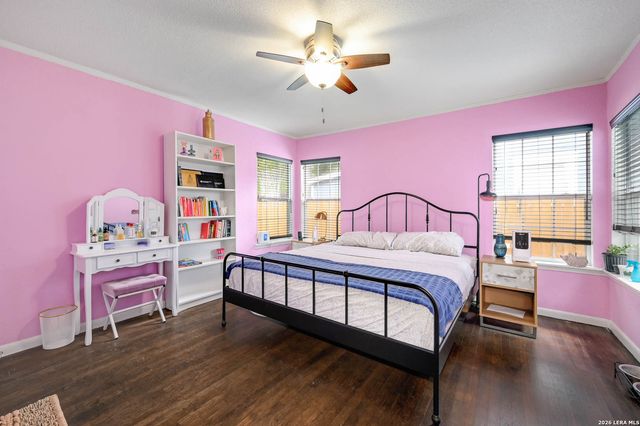 2231 W WOODLAWN AVE, San Antonio, TX 78201