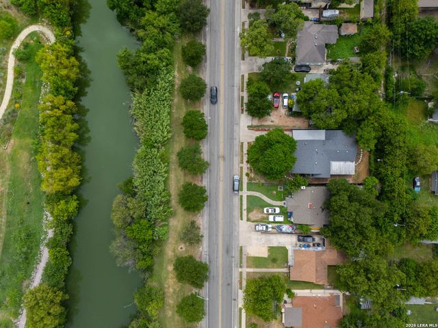 2231 W WOODLAWN AVE, San Antonio, TX 78201