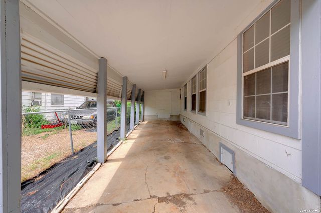 2231 W WOODLAWN AVE, San Antonio, TX 78201