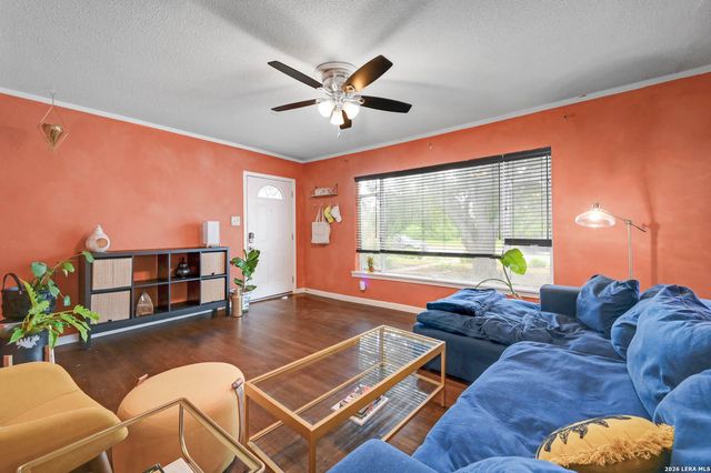 2231 W WOODLAWN AVE, San Antonio, TX 78201