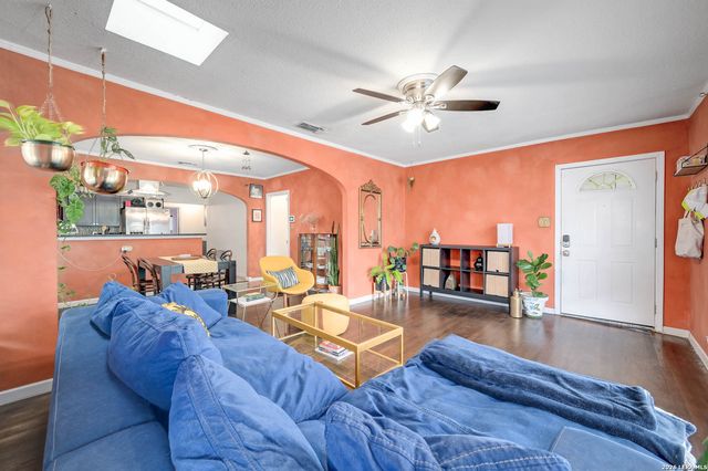 2231 W WOODLAWN AVE, San Antonio, TX 78201