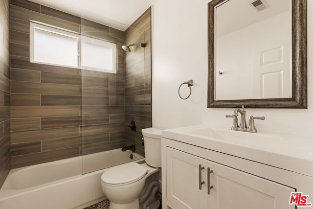 5819 Ernest Avenue, Los Angeles, CA 90034