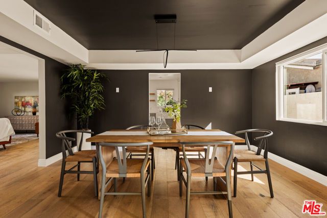 5819 Ernest Avenue, Los Angeles, CA 90034