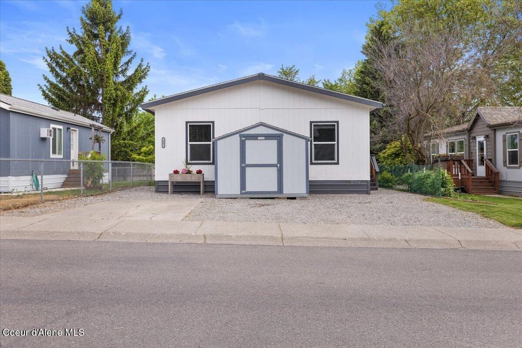 1802 W Windsor Ave, Coeur D'alene, ID 83815