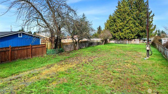 2117 E 5th Avenue, Port Angeles, WA 98362