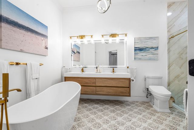 2800 Twin Oaks Way, Wellington, FL 33414