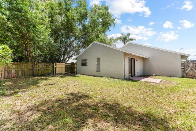 5629 SE Collins Avenue, Stuart, FL 34997