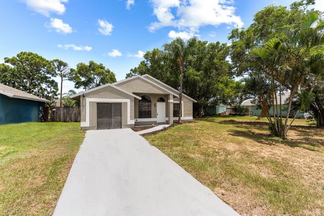 5629 SE Collins Avenue, Stuart, FL 34997