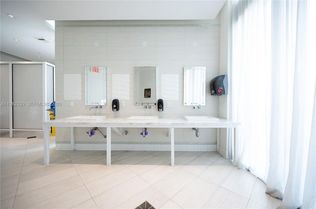 350 S MIAMI 1709, Miami, FL 33130