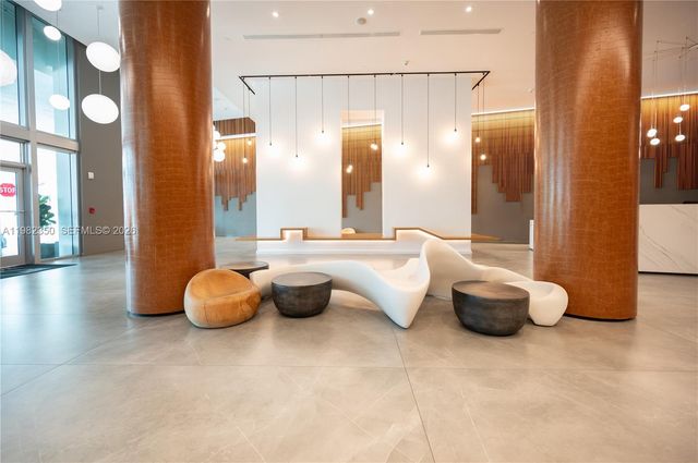 350 S MIAMI 1709, Miami, FL 33130