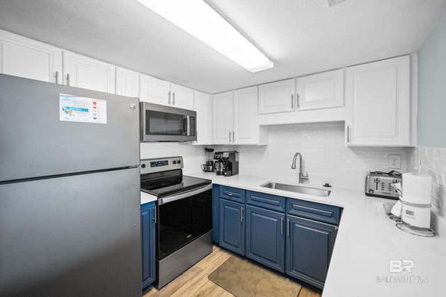 407 W Beach Boulevard 872, Gulf Shores, AL 36542