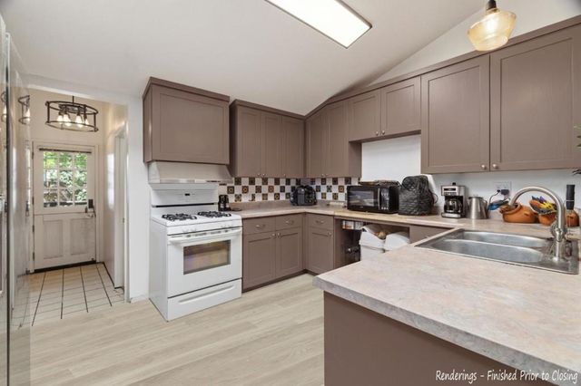 338 River Road, Felton, CA 95018