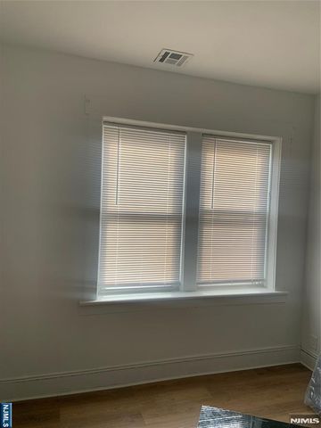 436 Main Street, Lodi, NJ 07644